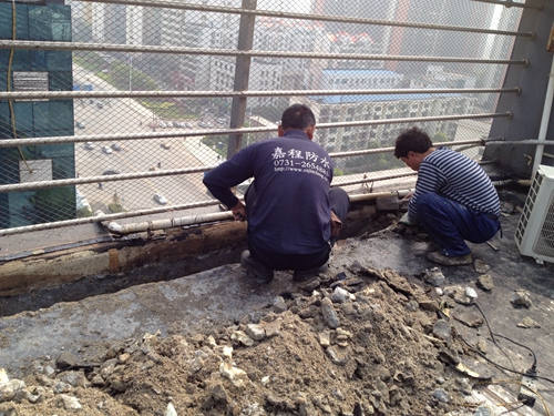 工程案例-長沙嘉程科教新村房屋漏水維修